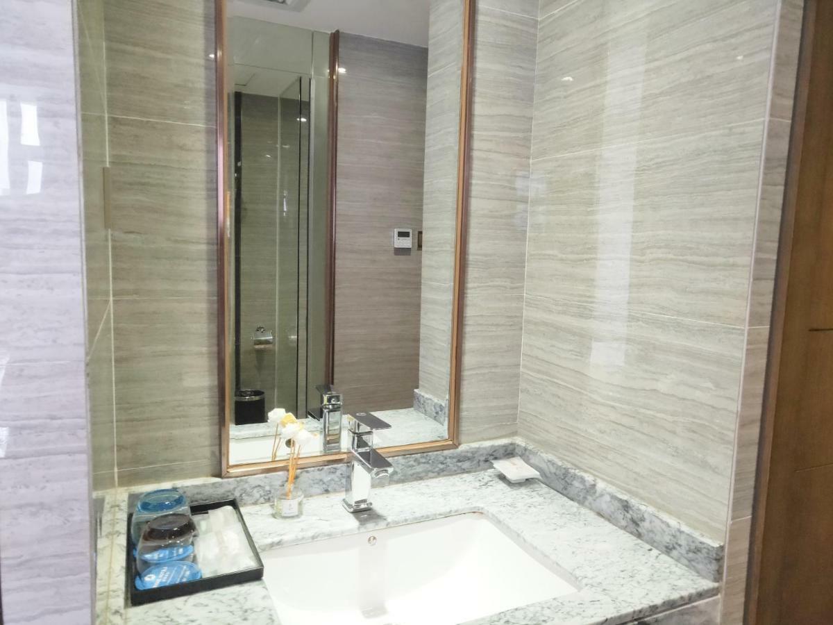 Insail Hotel Châu Hải Ngoại thất bức ảnh