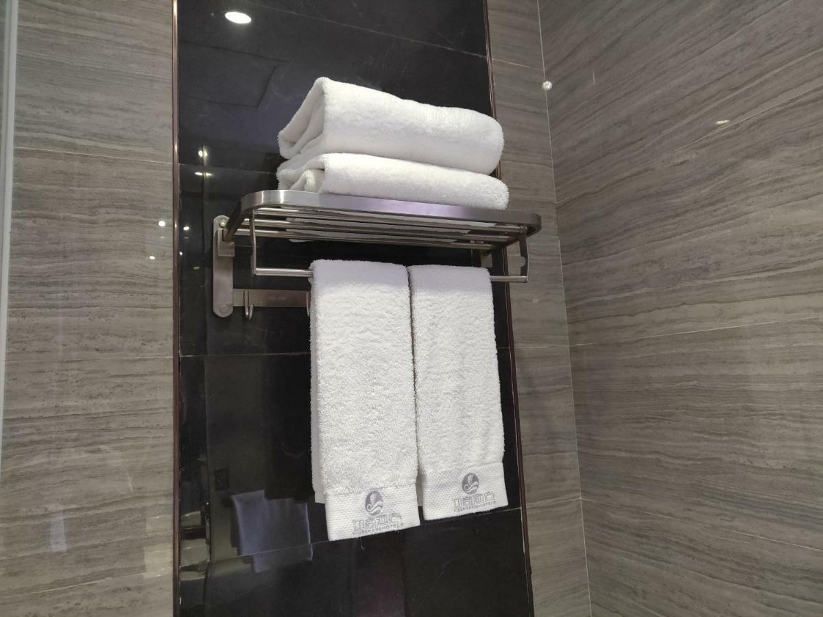 Insail Hotel Châu Hải Ngoại thất bức ảnh