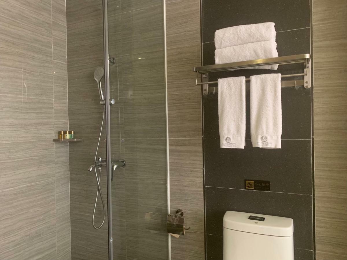 Insail Hotel Châu Hải Ngoại thất bức ảnh
