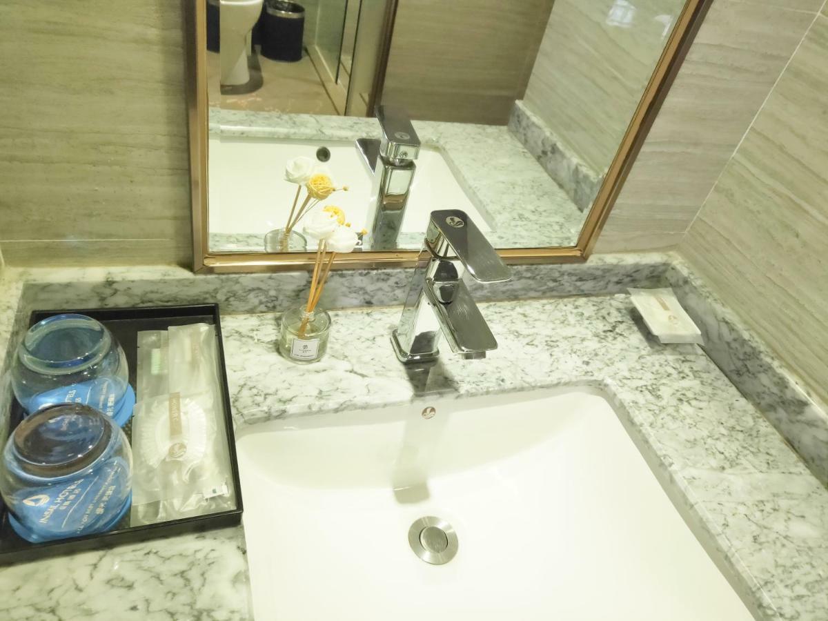 Insail Hotel Châu Hải Ngoại thất bức ảnh